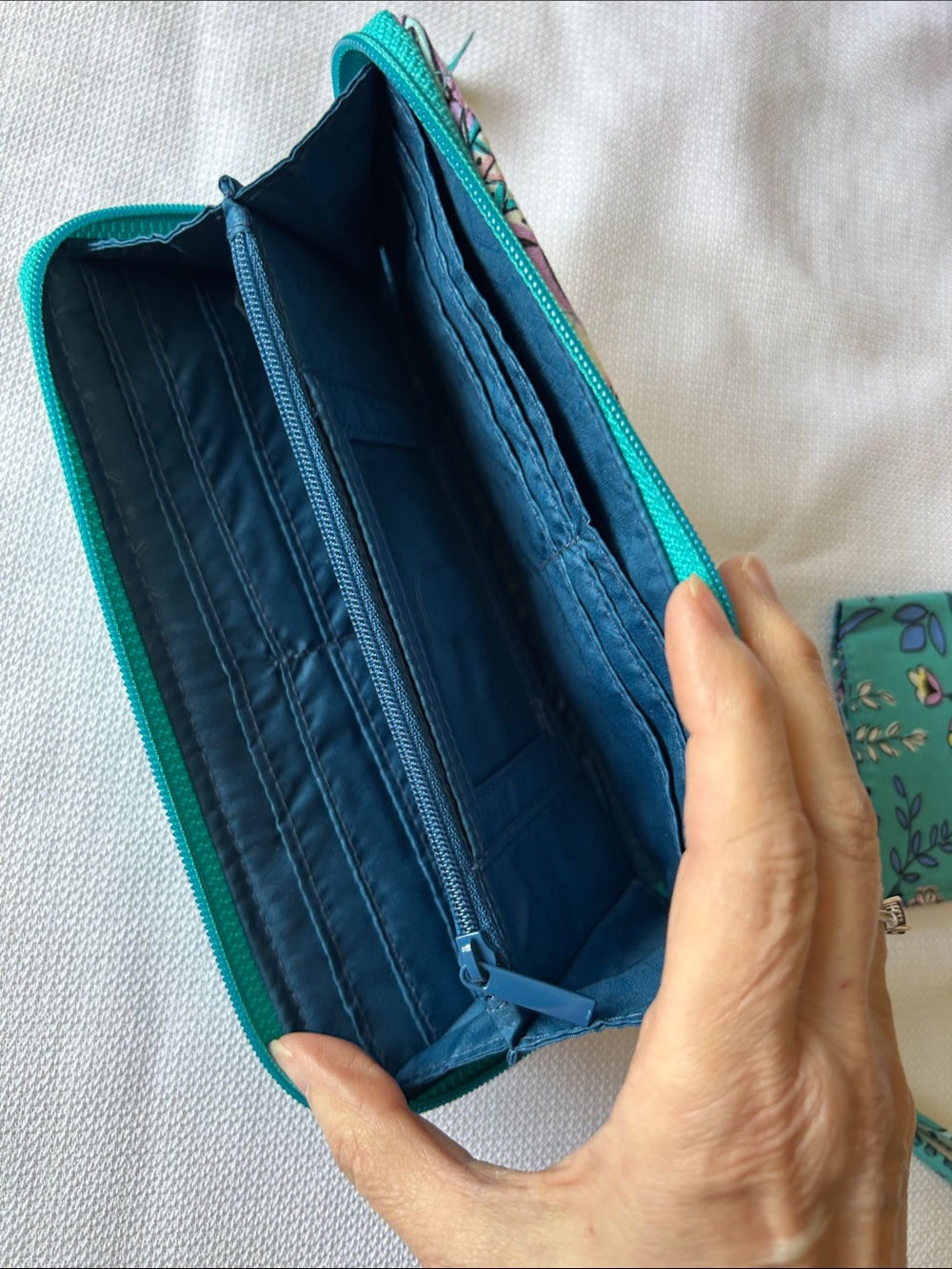 Vera Bradley Teal Floral Quilted Wristlet and Checkbook Set - Picture 2 of 6